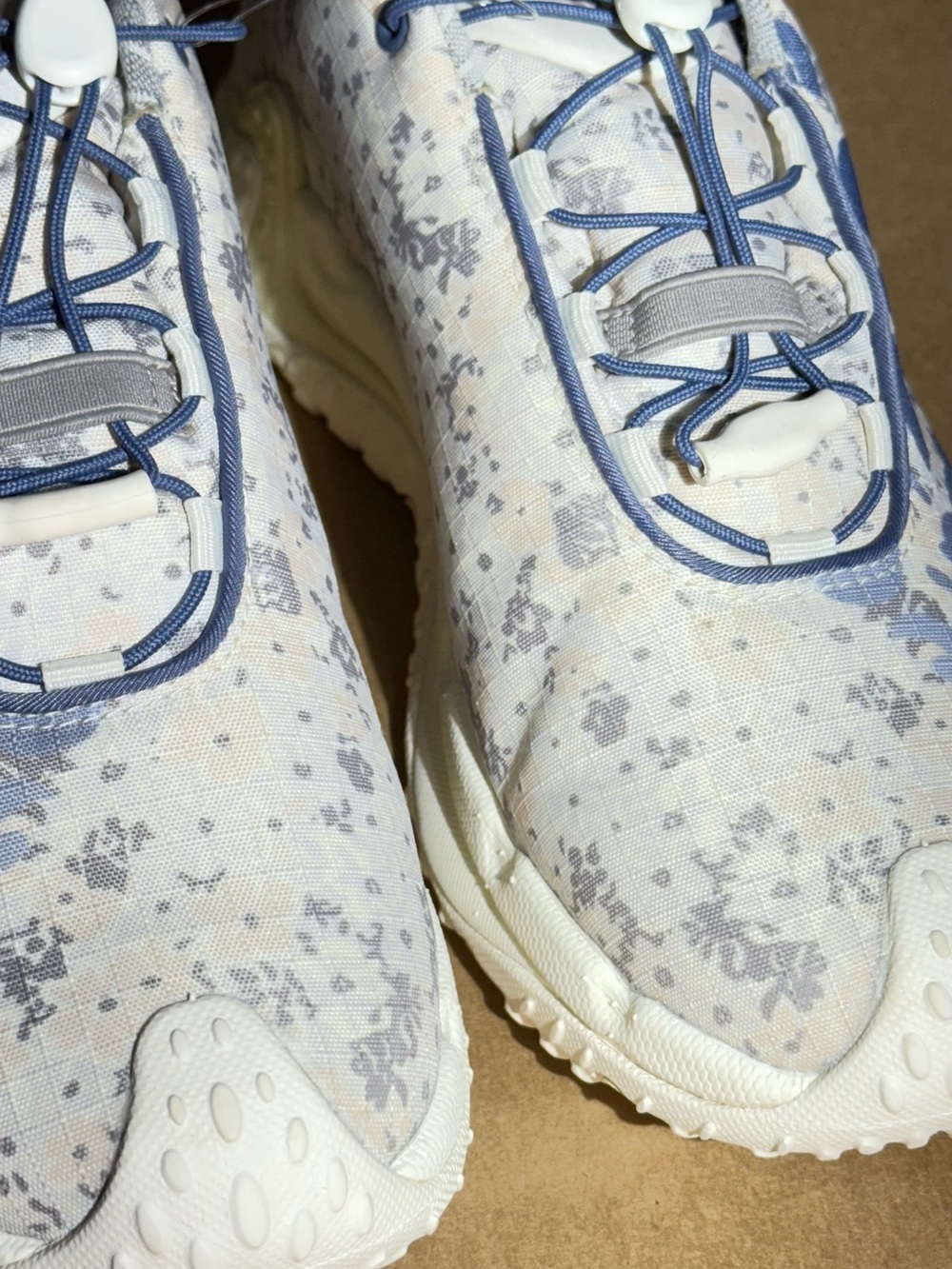 FP Movement by Free People Cream and Blue Floral Sneakers - Picture 9 of 16